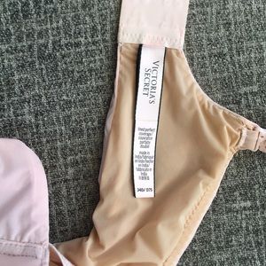 Victoria’s Secret bra